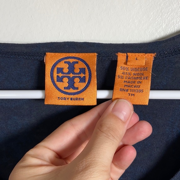 Tory Burch Classic Logo Long Sleeve Tee - Picture 4 of 5